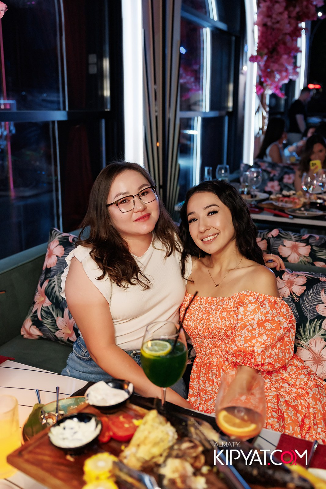 KENTAL В «ЗАЯ, НА БИС». КИПЯТКОМ АЛМАТЫ!