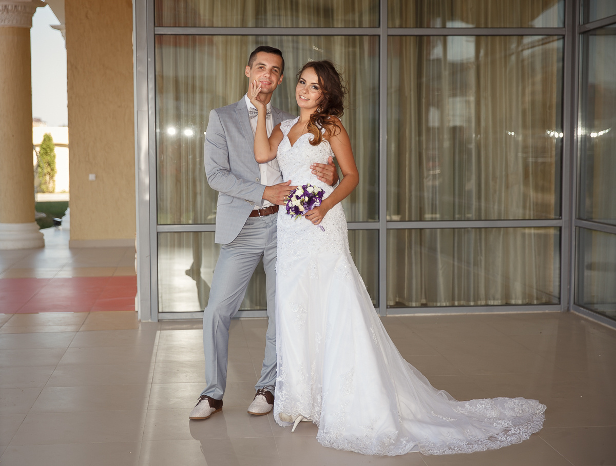 Renatphoto-Пример свадебных фотографий в базовой обработке. Профессиональная фотосъёмка интерьеров, предметная фотосессия еды для меню г. Анапа