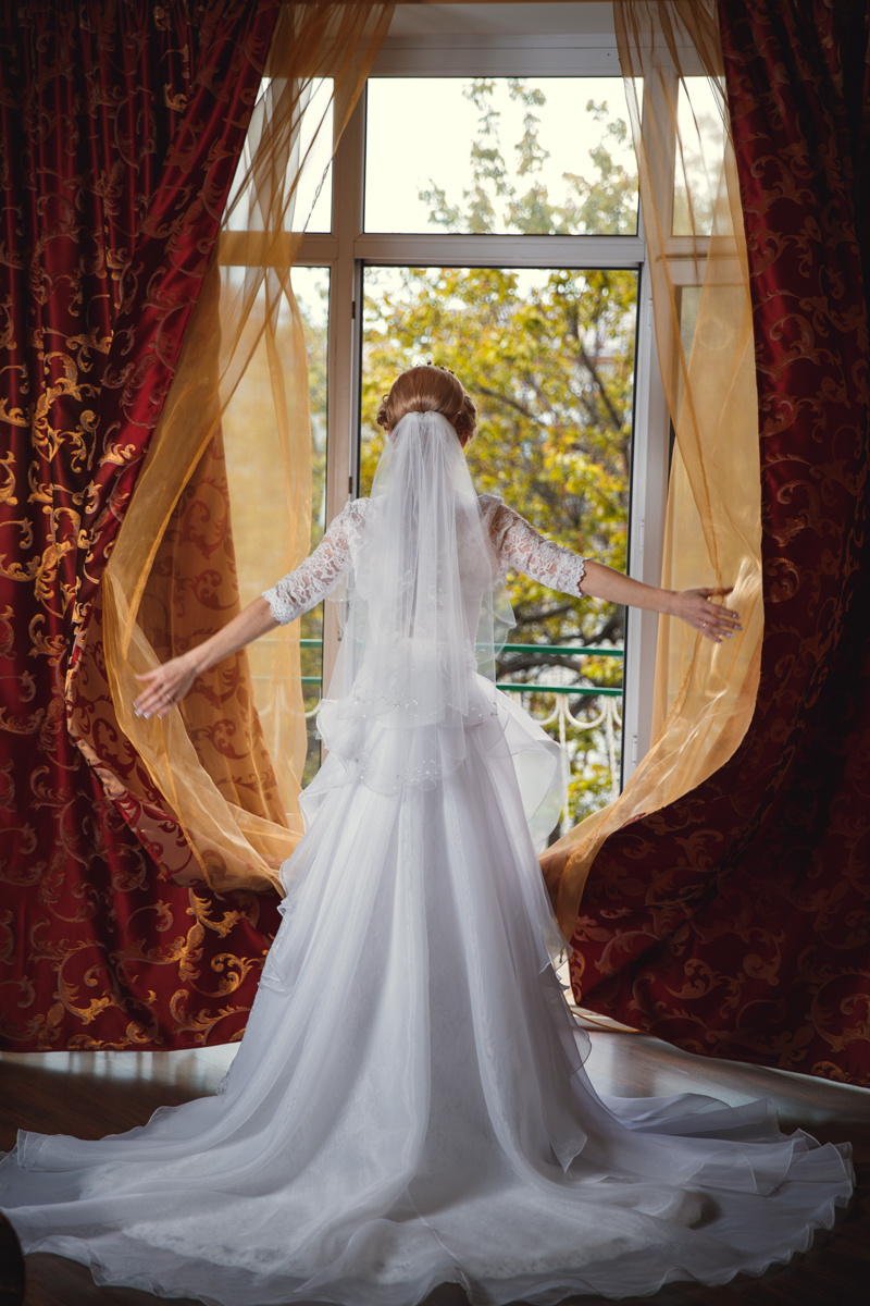 Renatphoto-Пример свадебных фотографий в базовой обработке. Профессиональная фотосъёмка интерьеров, предметная фотосессия еды для меню г. Анапа