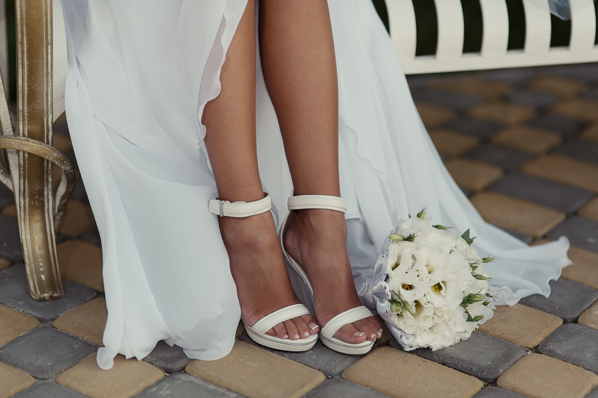 Renatphoto-Пример свадебных фотографий в базовой обработке. Профессиональная фотосъёмка интерьеров, предметная фотосессия еды для меню г. Анапа