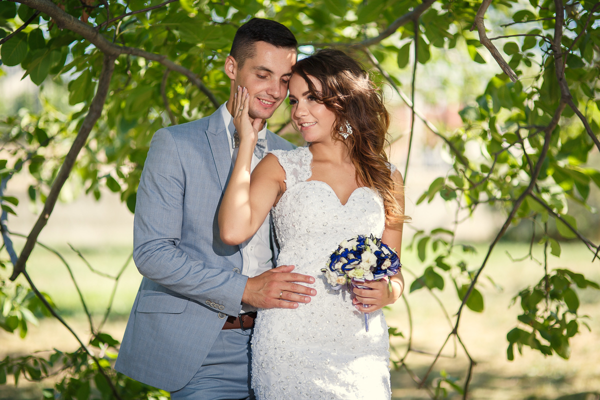 Renatphoto-Пример свадебных фотографий в базовой обработке. Профессиональная фотосъёмка интерьеров, предметная фотосессия еды для меню г. Анапа