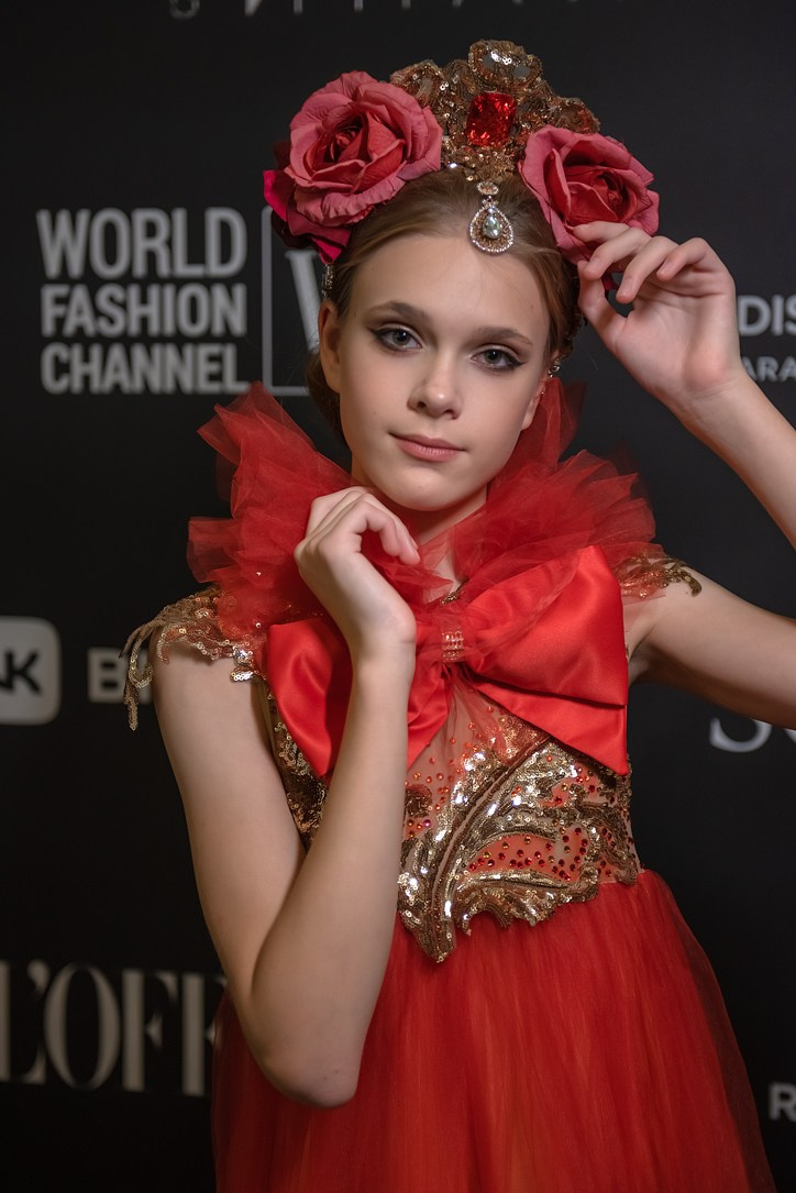 SochiFashionWeek2024 дизайнер Анохина Светлана. Семейный и коммерческий фотограф в Сочи Александр Бодунов