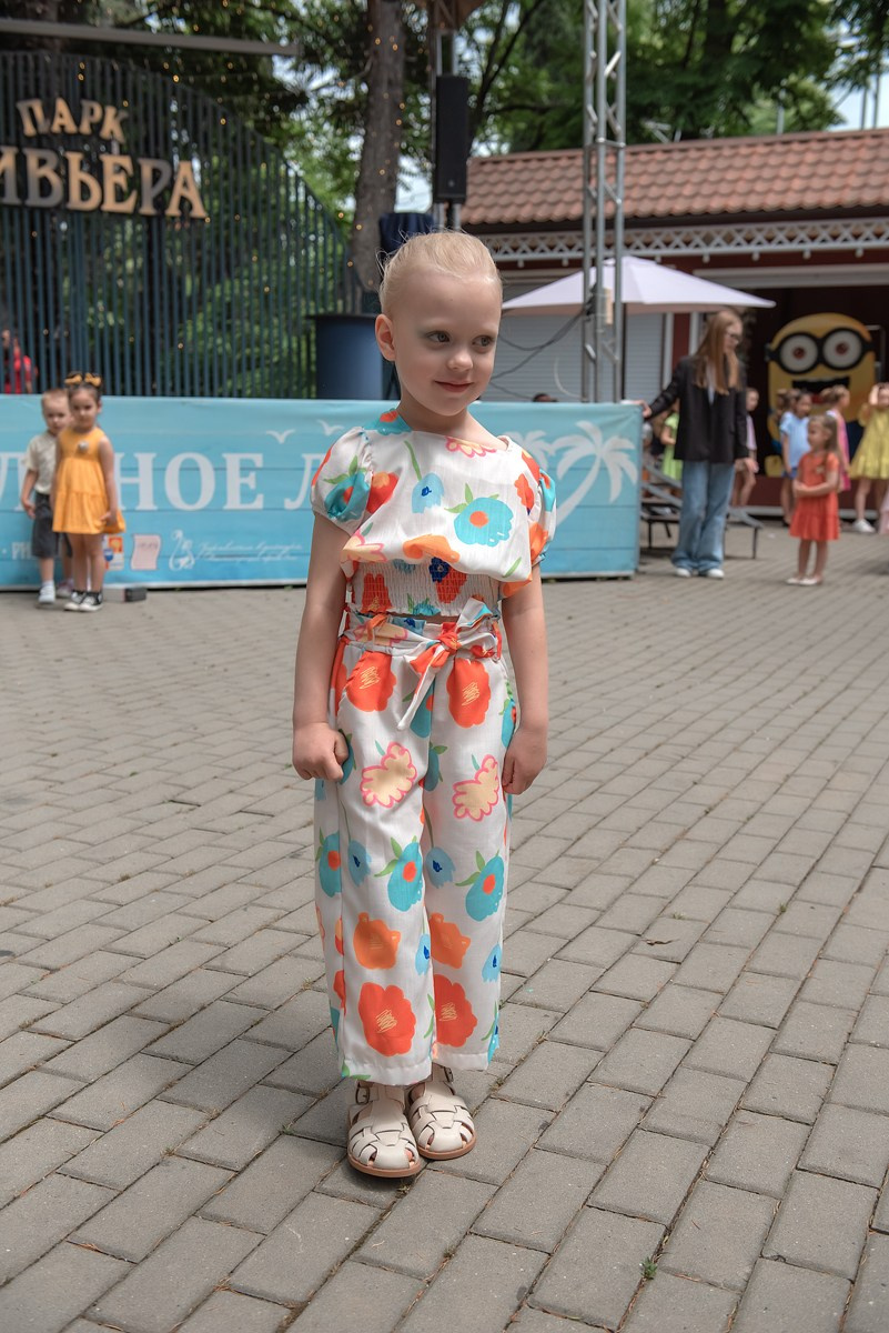 Парк Ривьера дефиле HAPPYkids. Семейный и коммерческий фотограф в Сочи Александр Бодунов