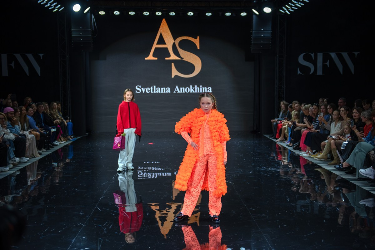 SochiFashionWeek2024 дизайнер Анохина Светлана. Семейный и коммерческий фотограф в Сочи Александр Бодунов