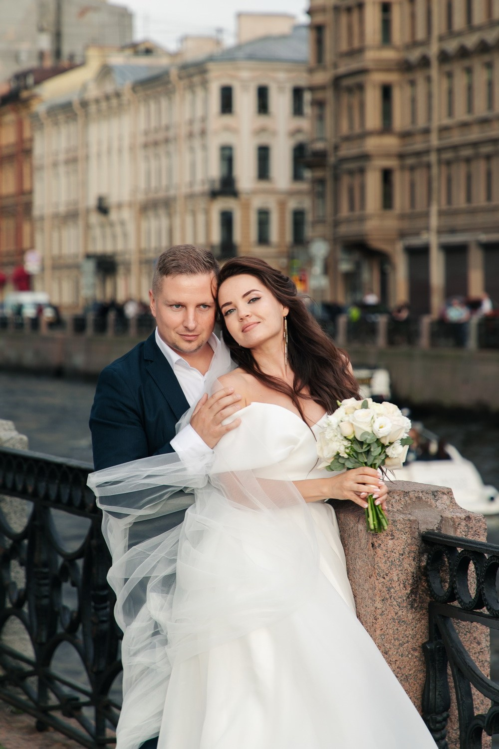 свадьба в спб заказать фотографа, где лучше провести свадьба в спб, свадебный банкетный зал какой выбрать, костюм на свадьбу жених, платье для невесты