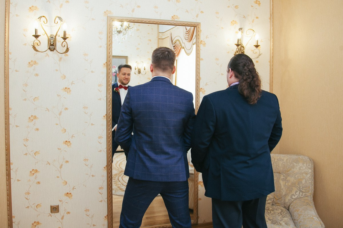 Зимняя свадебная фотосъемка в Санкт-Петербурге. Фотограф крещение венчание в Петербурге! Помогает подобрать храм и посоветовал душевного батюшку в СПб