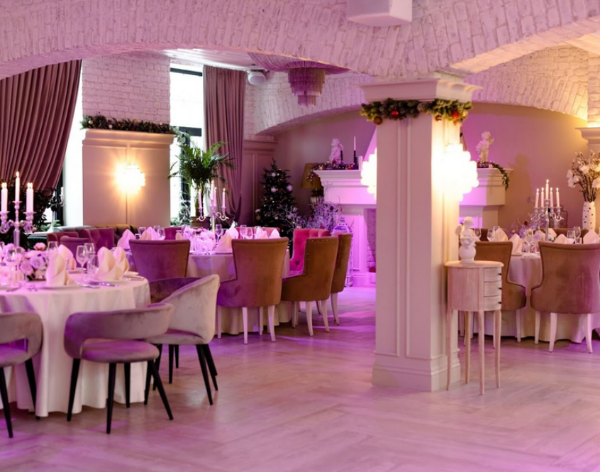 Площадка № 2-10. Свадебный организатор Москва