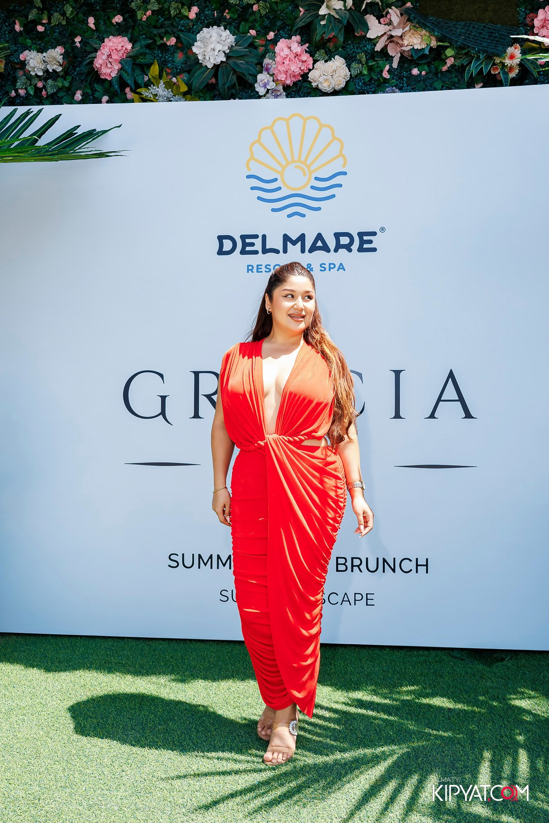 ЗАКРЫТАЯ ВЕЧЕРИНКА В ЧЕСТЬ ОТКРЫТИЯ СЕЗОНА SUMMER POOL BRUNCH. КИПЯТКОМ АЛМАТЫ! Фотосъемка мероприятий в Алматы