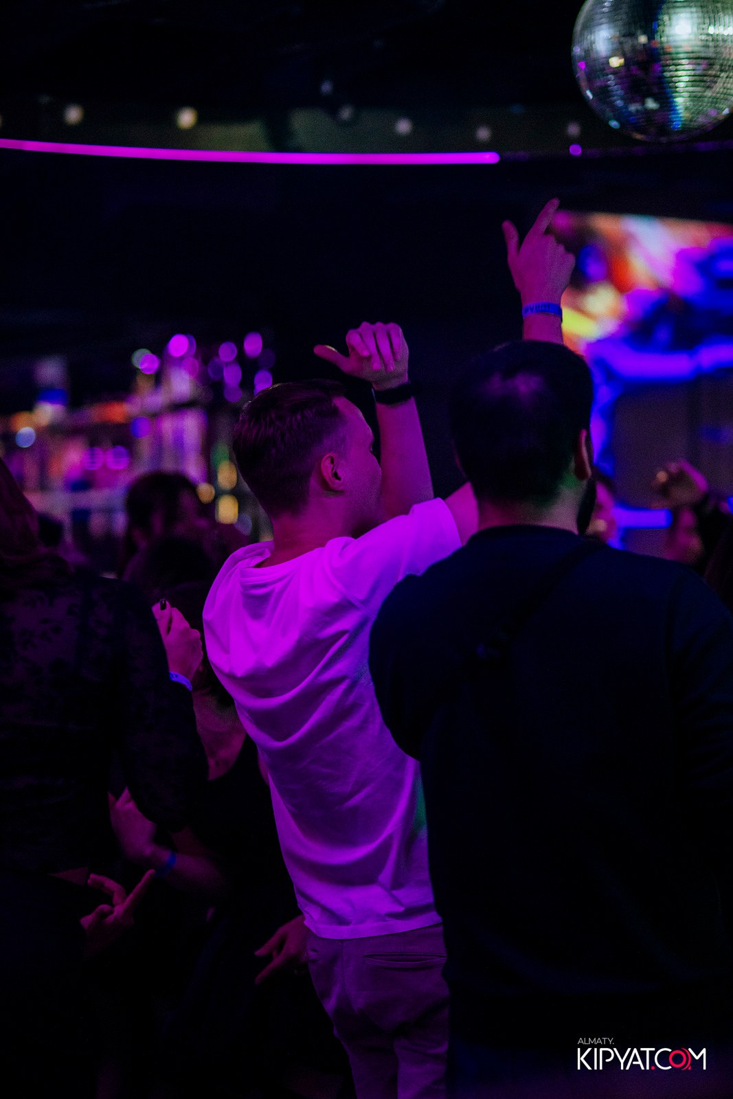 EVENT BAR. КИПЯТКОМ АЛМАТЫ!