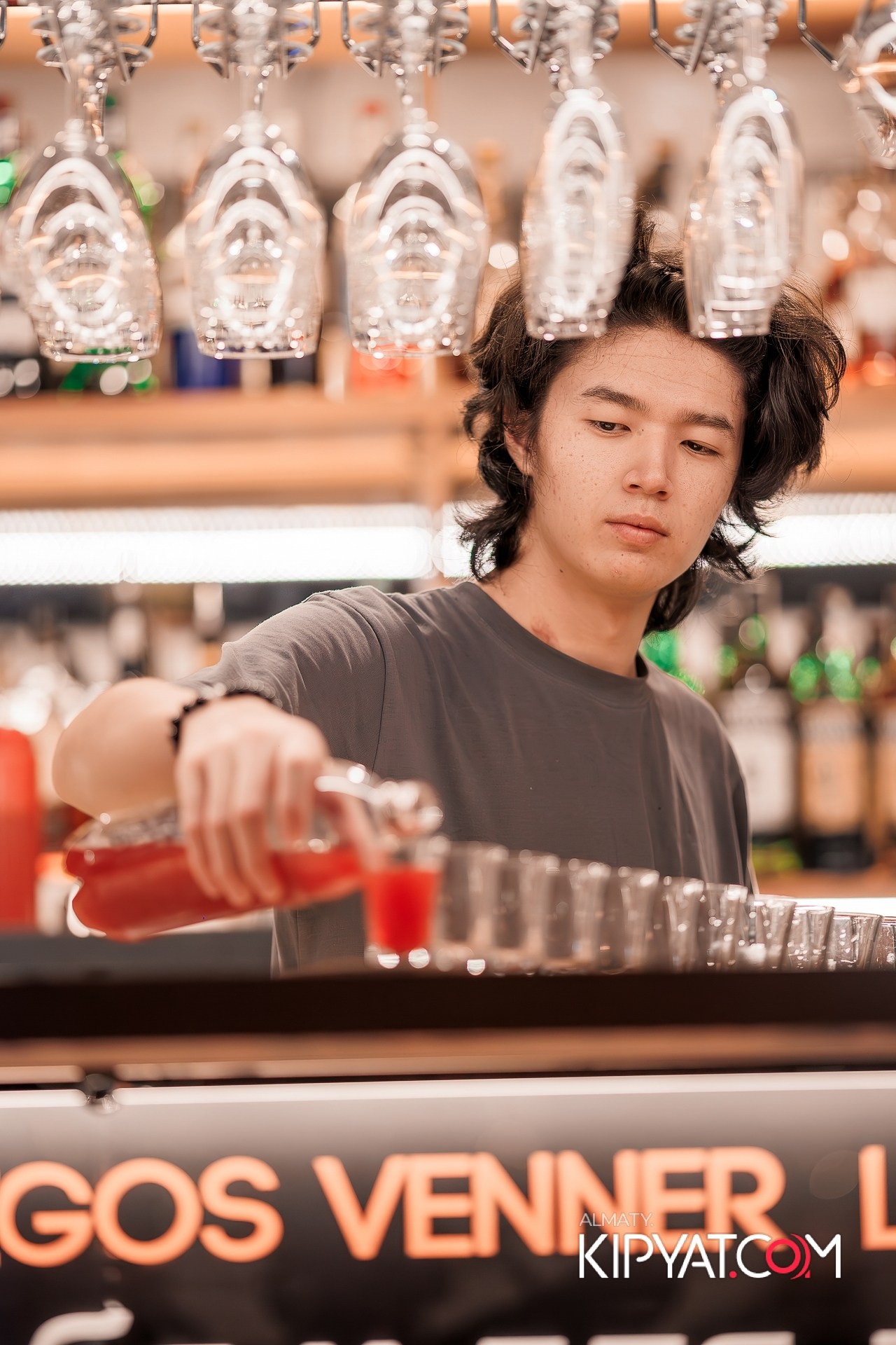 ШАШЛЫКОФФ. КИПЯТКОМ АЛМАТЫ!