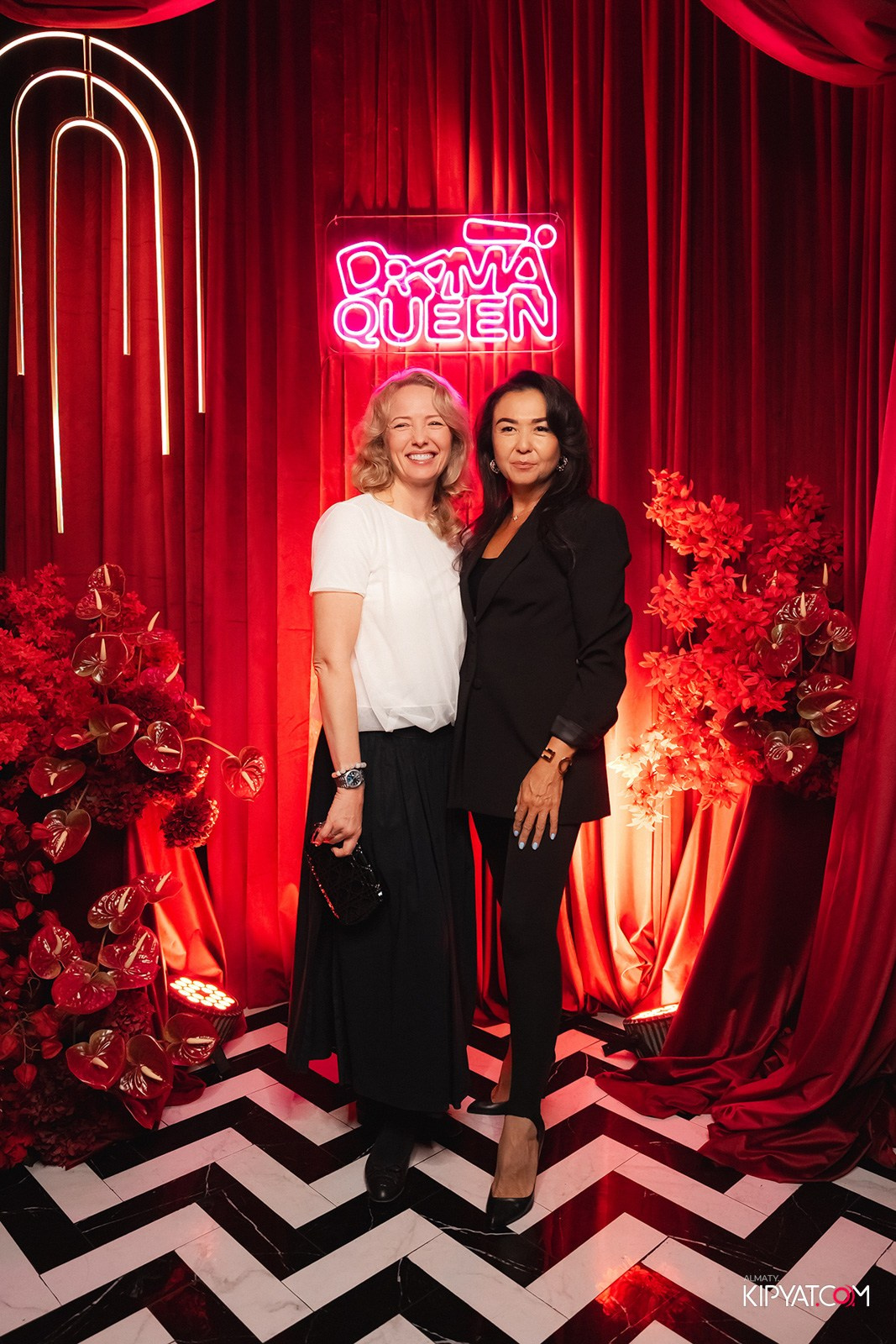 QUEEN. КИПЯТКОМ АЛМАТЫ!