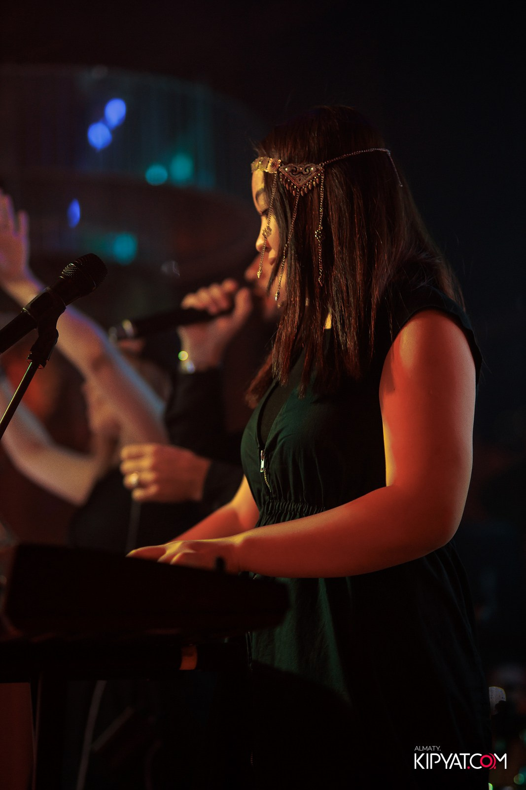 FRIENDS BAR & TERRACE. КИПЯТКОМ АЛМАТЫ!