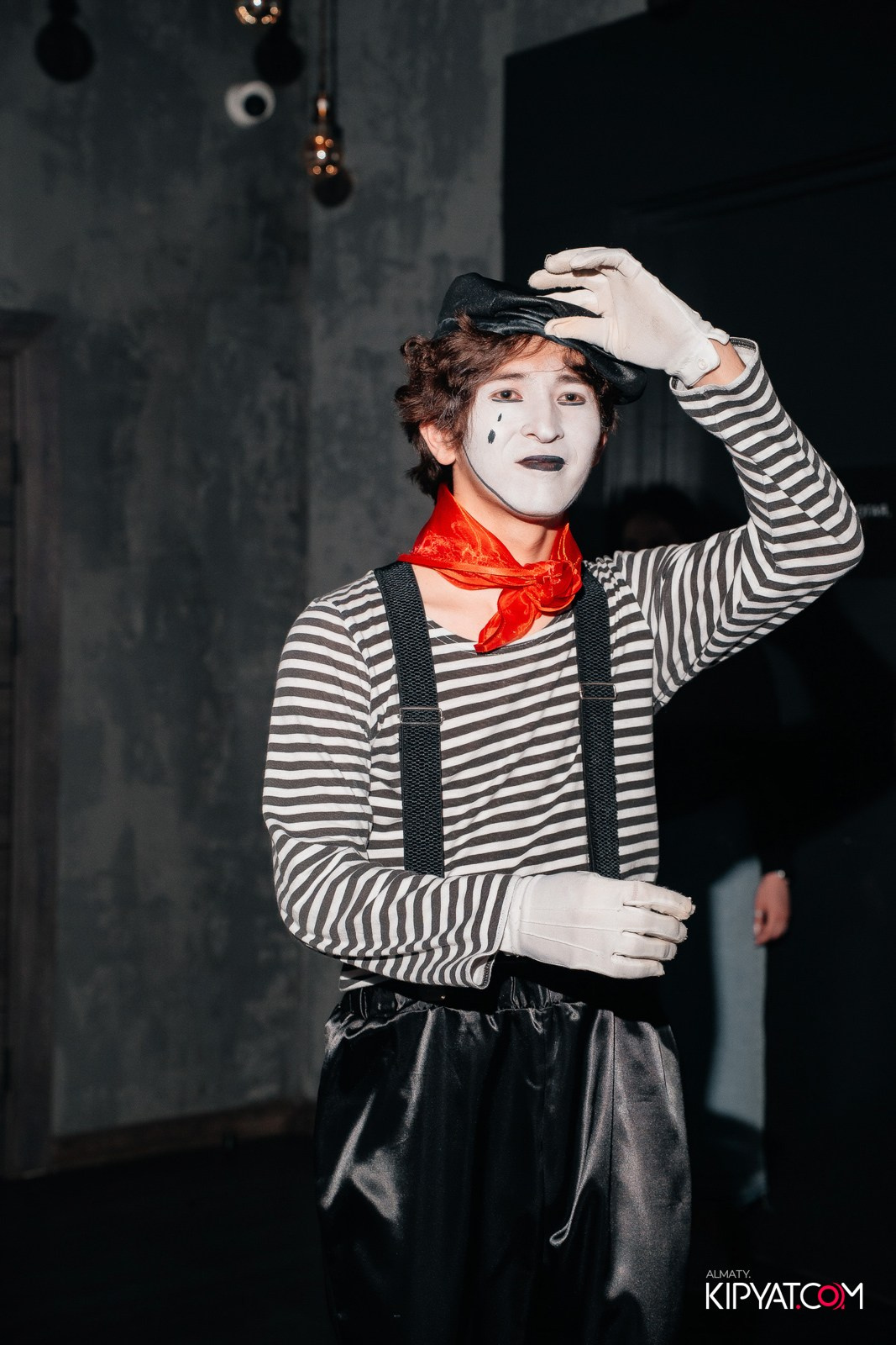 ДОРОГАЯ, Я НЕ ПИЛ. КИПЯТКОМ АЛМАТЫ!