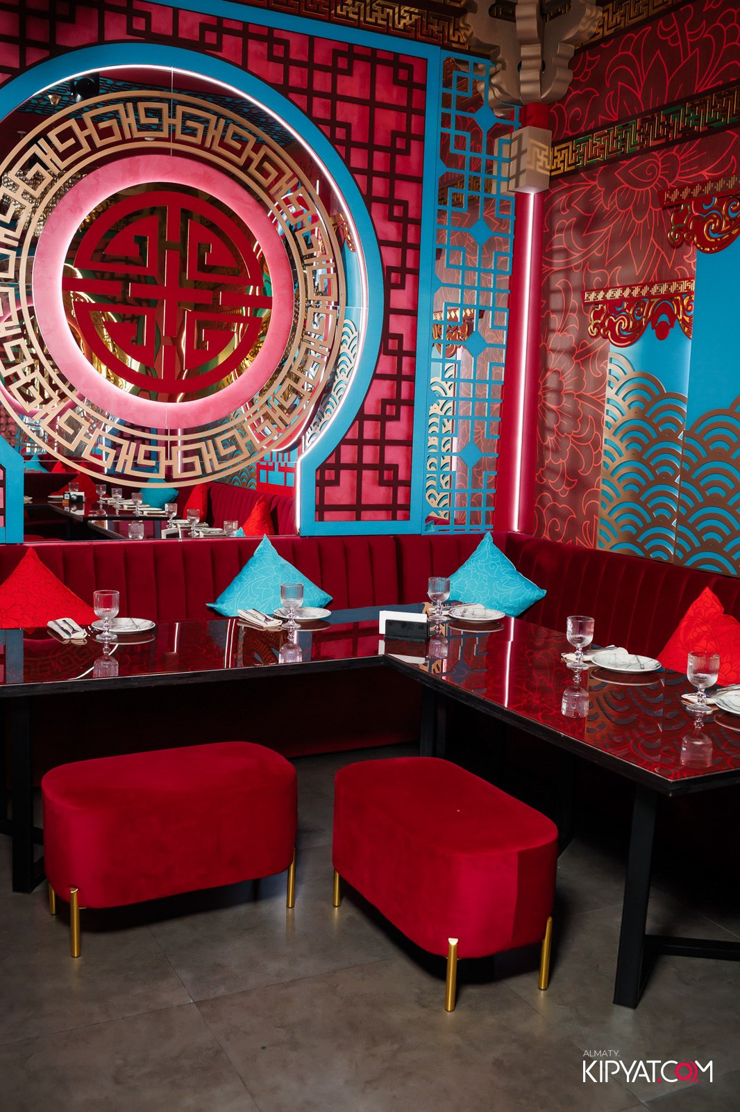 MOOD KARAOKE & TERRACE. КИПЯТКОМ АЛМАТЫ!