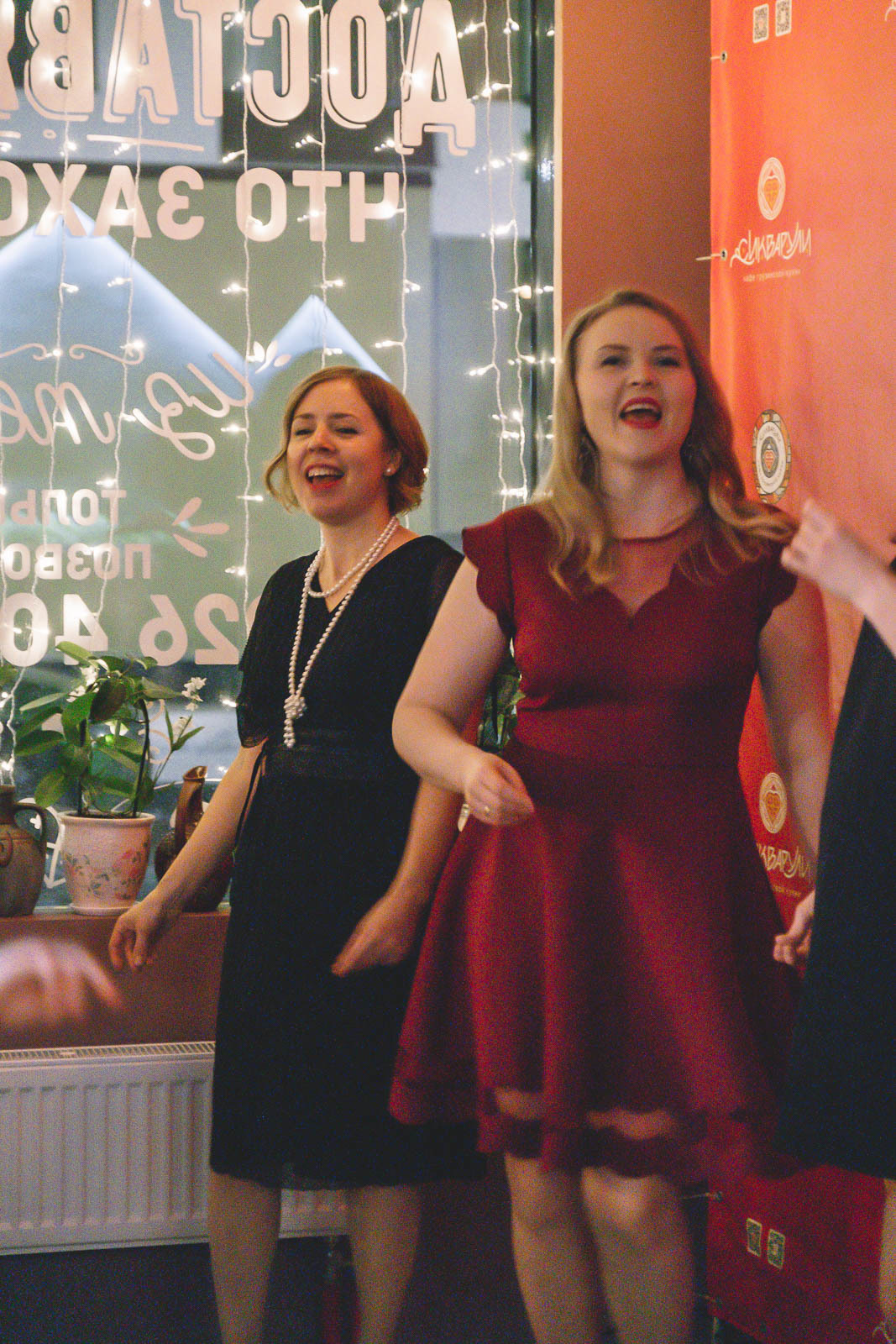 Выступление вокального проекта Bella Mamma в ресторане Сикварули. Семейный и детский фотограф в Москве Светлана Потемкина