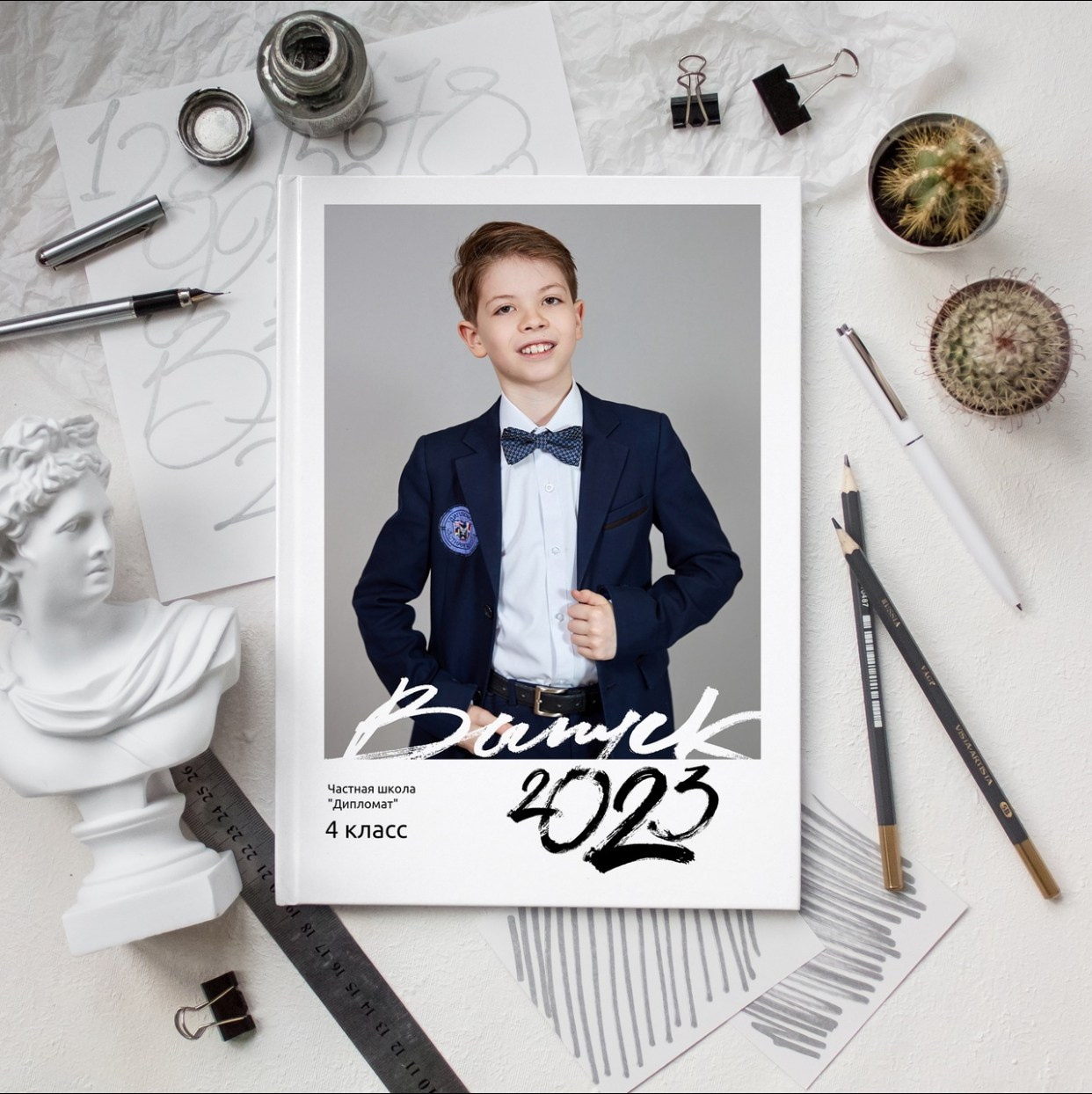 Варианты дизайнов школьных альбомов (начальная школа)