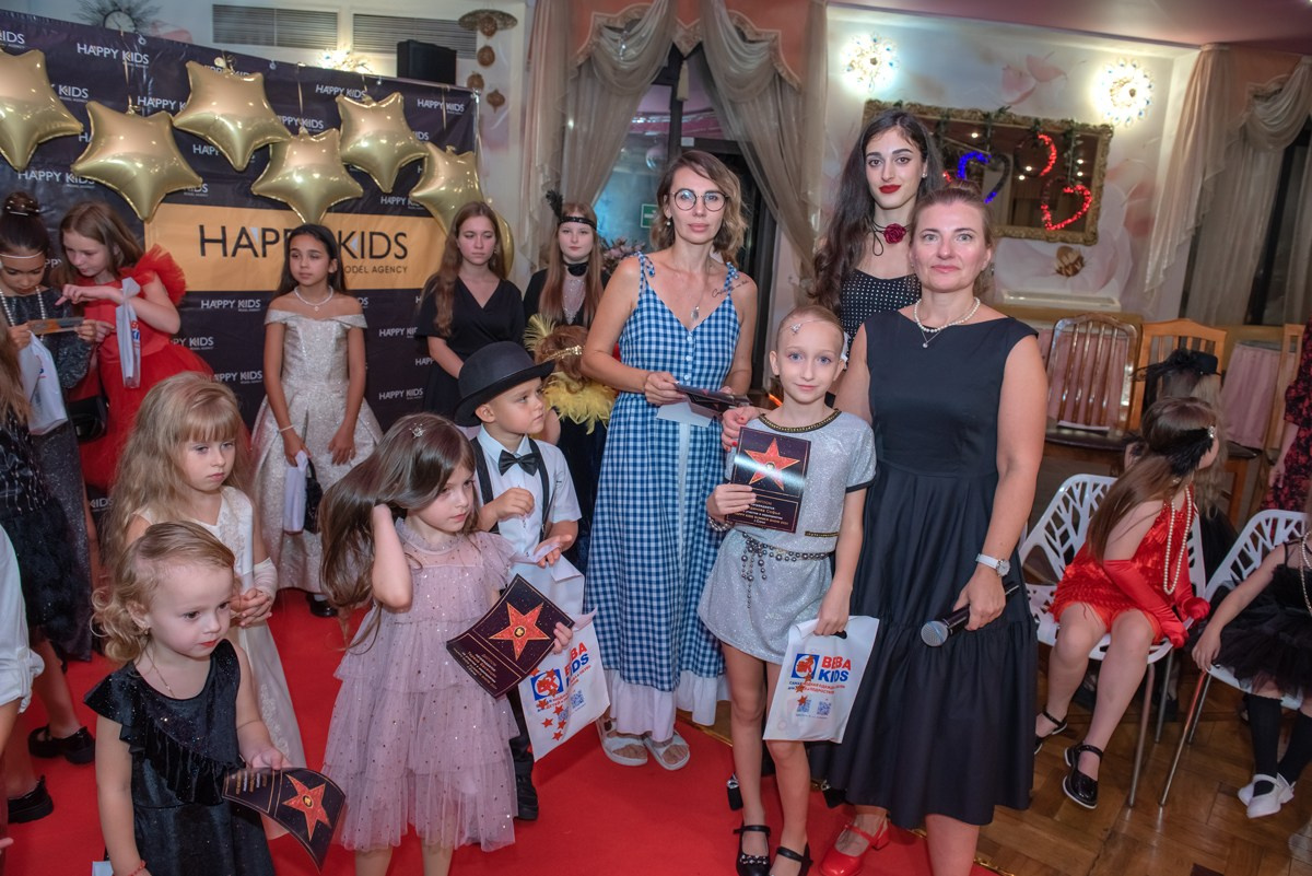 HAPPYkids дефиле санаторий Октябрьский. Семейный и коммерческий фотограф в Сочи Александр Бодунов