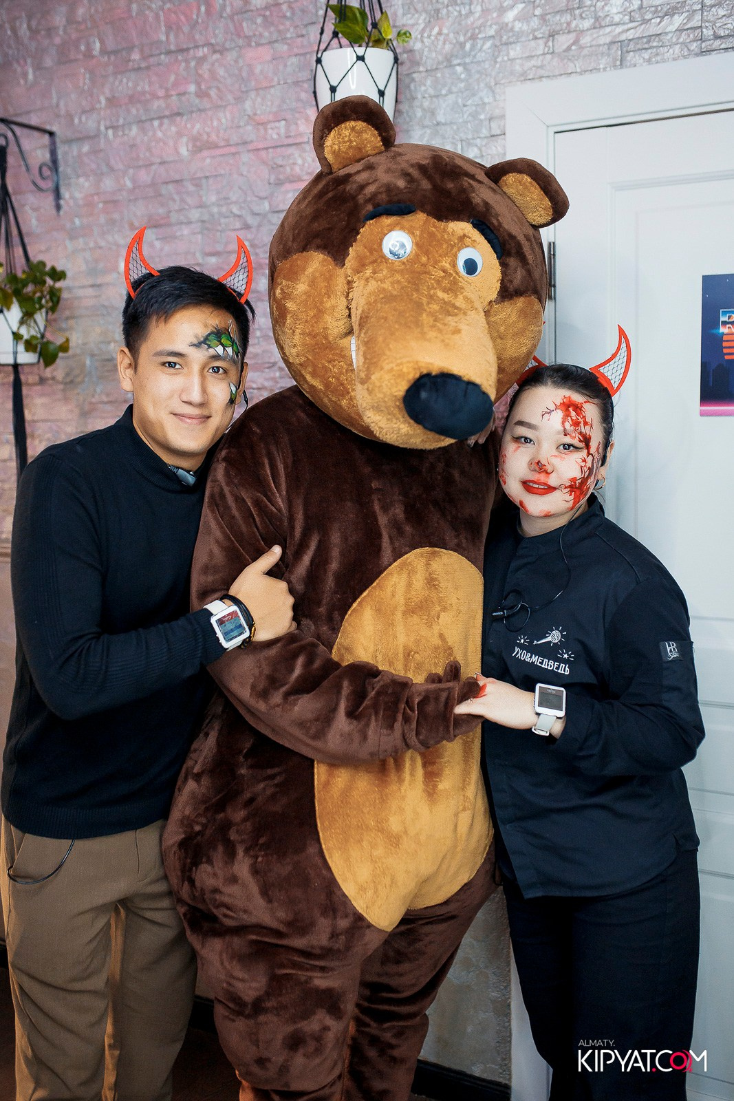 УХО И МЕДВЕДЬ НА ГАГАРИНА. КИПЯТКОМ АЛМАТЫ!