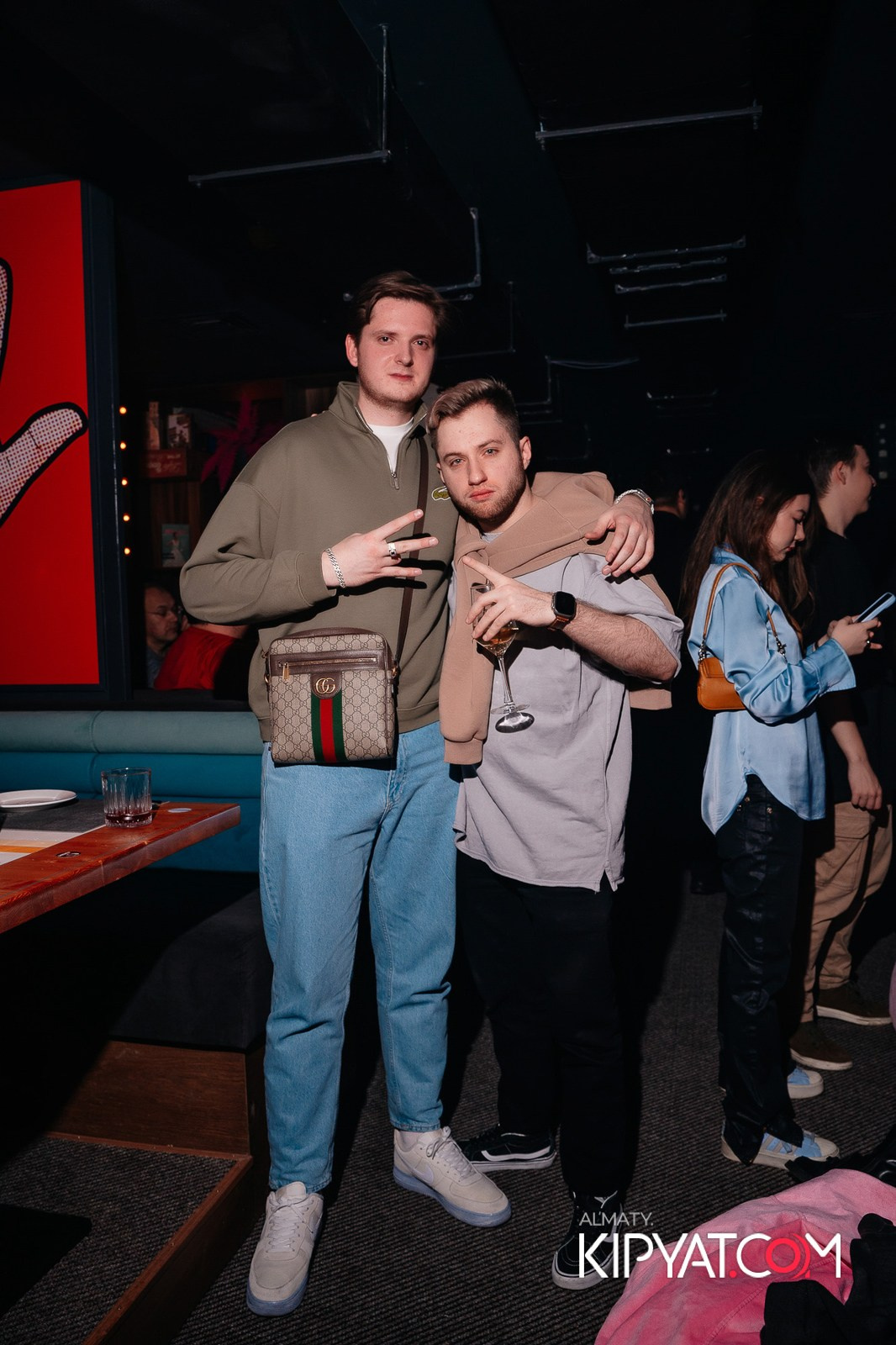 SANTA BARBARA — ВЫСТУПЛЕНИЕ LIZWI. КИПЯТКОМ АЛМАТЫ!