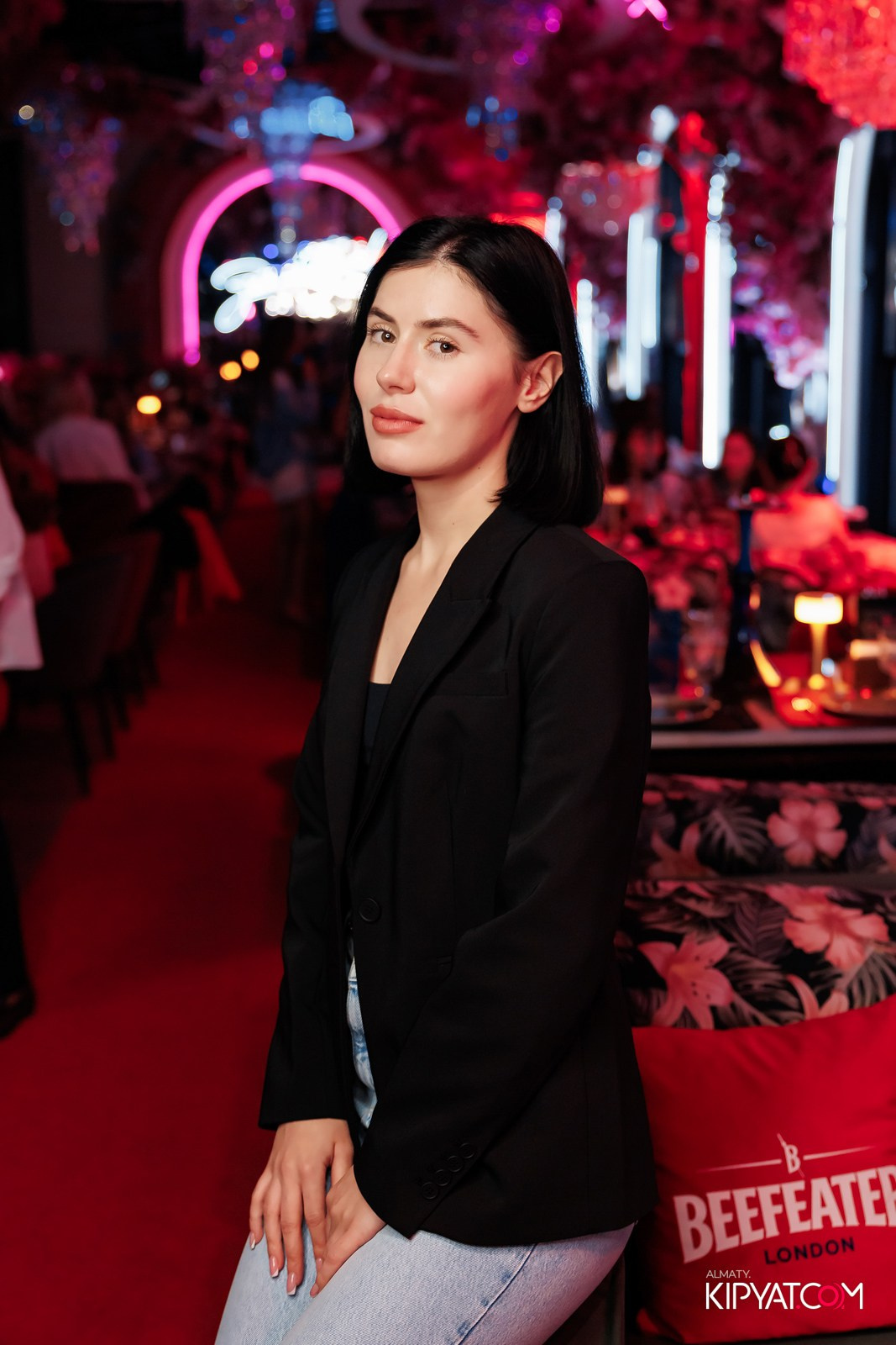 НОДАР РЕВИЯ В «ЗАЯ, НА БИС». КИПЯТКОМ АЛМАТЫ!