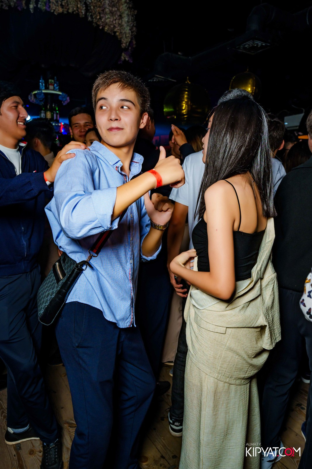 UYAT EMES BAR. КИПЯТКОМ АЛМАТЫ!