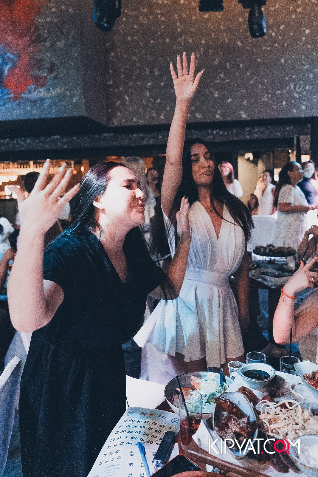 МУЗЫКАЛЬНОЕ ЛОТО В HIT RETRO. КИПЯТКОМ АЛМАТЫ!