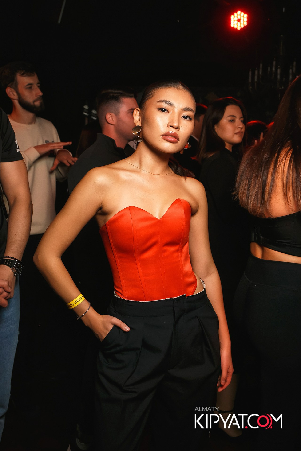 BLA BLA BAR. КИПЯТКОМ АЛМАТЫ!