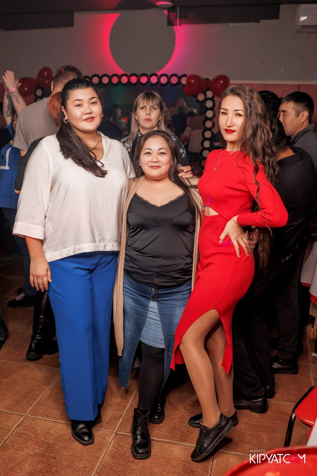 ПИОНЕРСКАЯ ПРАВДА. КИПЯТКОМ АЛМАТЫ!