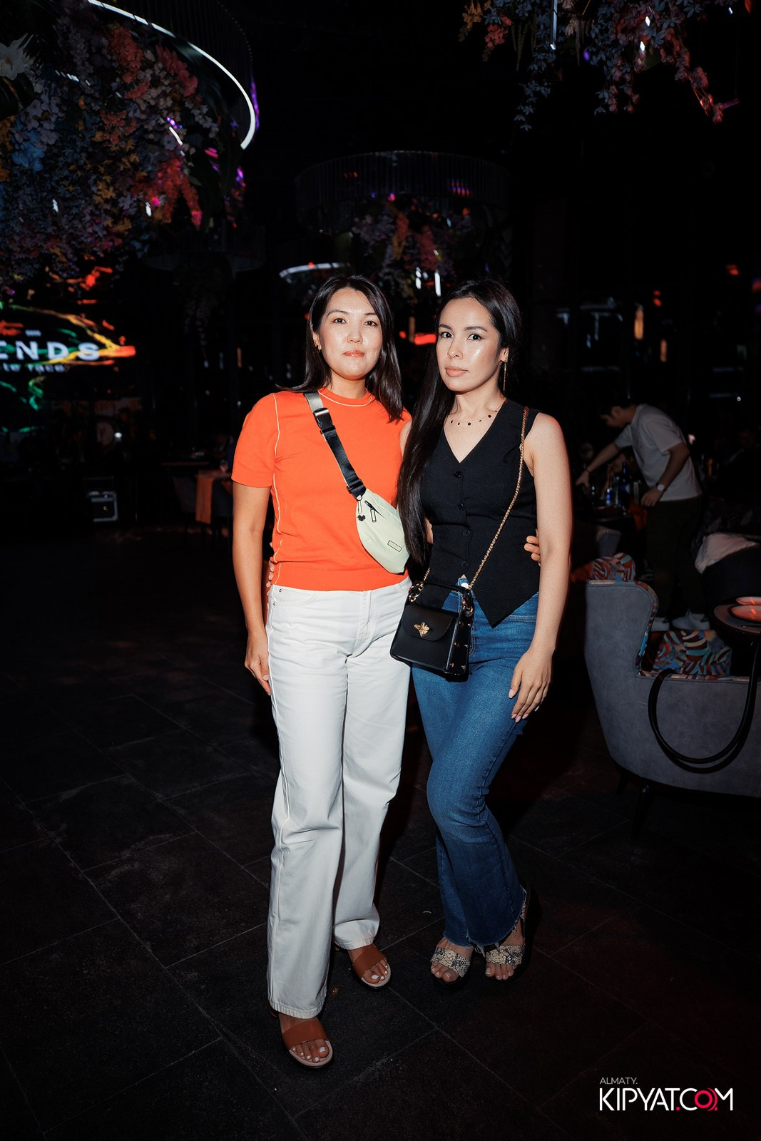 FRIENDS BAR & TERRACE. КИПЯТКОМ АЛМАТЫ!