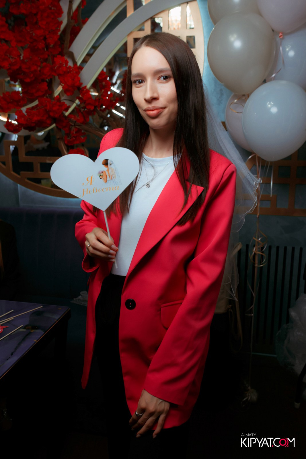 УХО И МЕДВЕДЬ НА ГАГАРИНА. КИПЯТКОМ АЛМАТЫ!