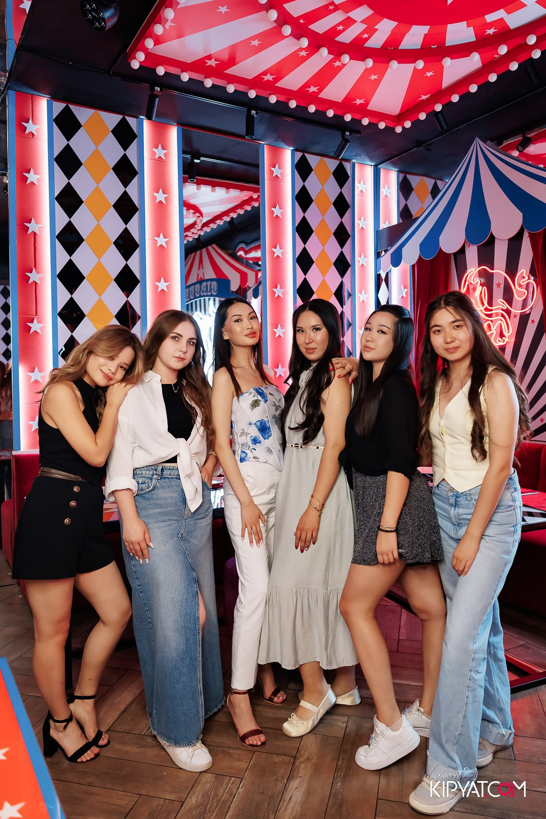 ЗАЯ, НА БИС. КИПЯТКОМ АЛМАТЫ!