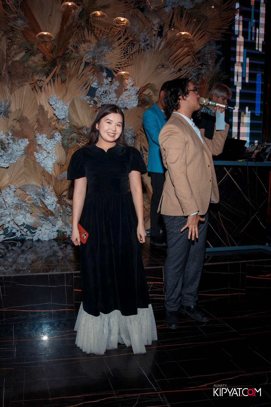 БАР ПАНАЕХАЛИ НА ДОСТЫК. КИПЯТКОМ АЛМАТЫ! Фотосъемка мероприятий в Алматы