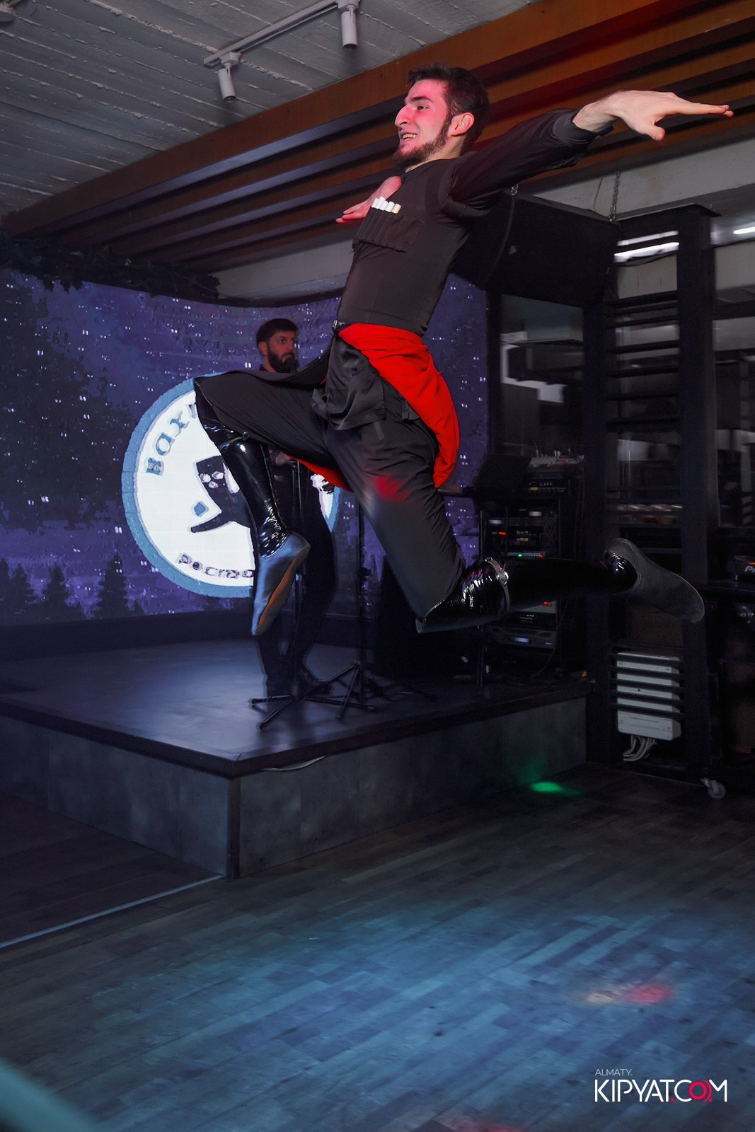 ВАХТАНГУРИ. КИПЯТКОМ АЛМАТЫ!