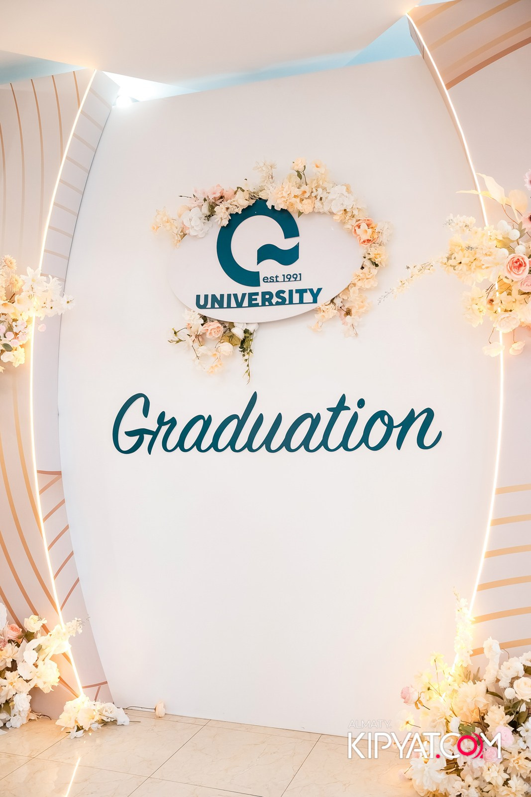 GRADUATION 2025 Q UNIVERSITY. КИПЯТКОМ АЛМАТЫ!