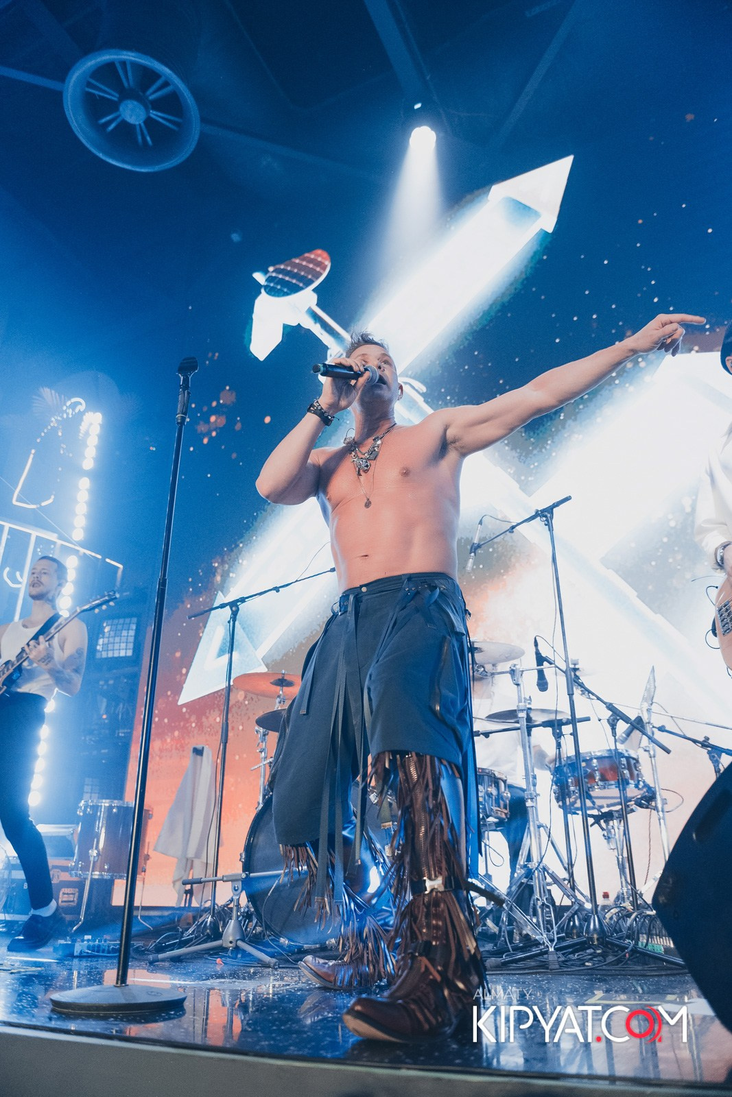 SANTA BARBARA — SPECIAL QUEST МИТЯ ФОМИН. КИПЯТКОМ АЛМАТЫ!