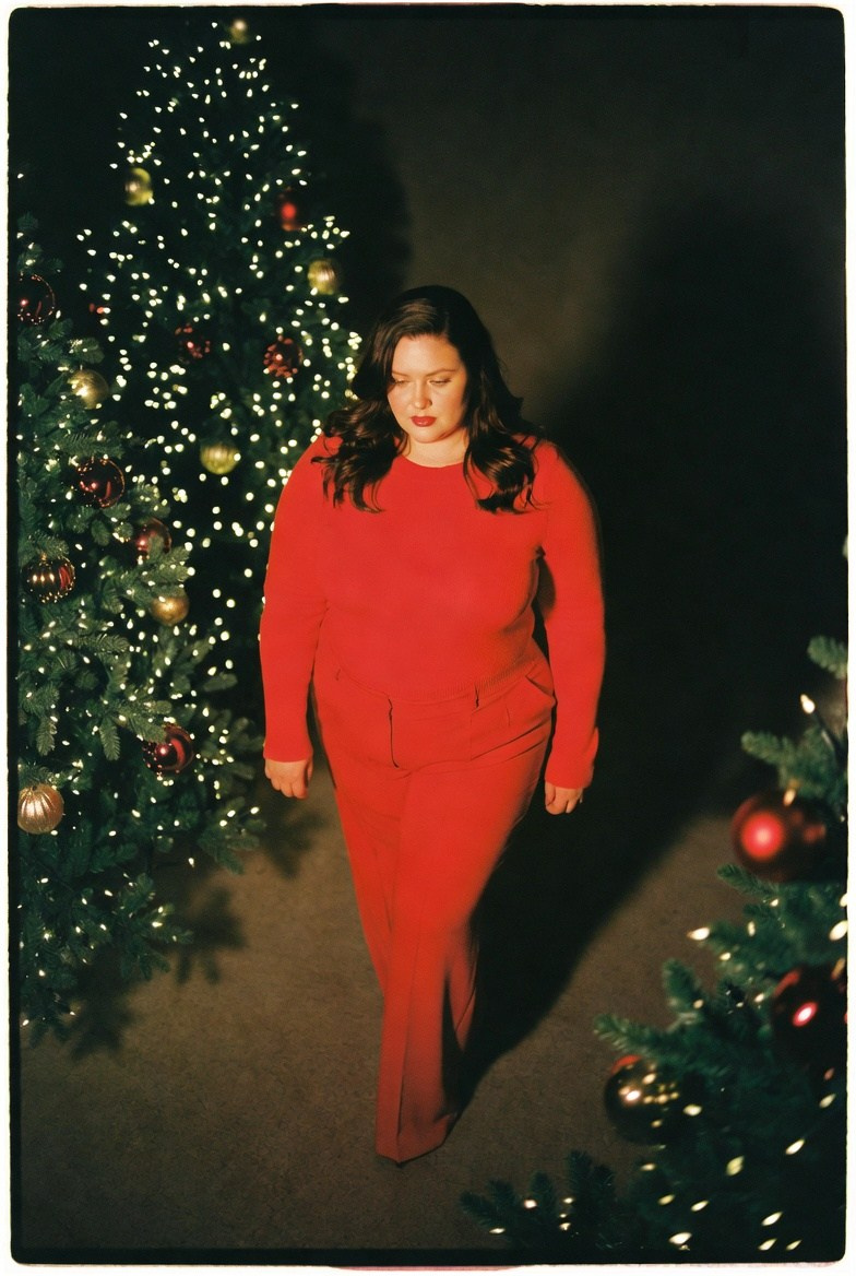 Плюс сайз в красном