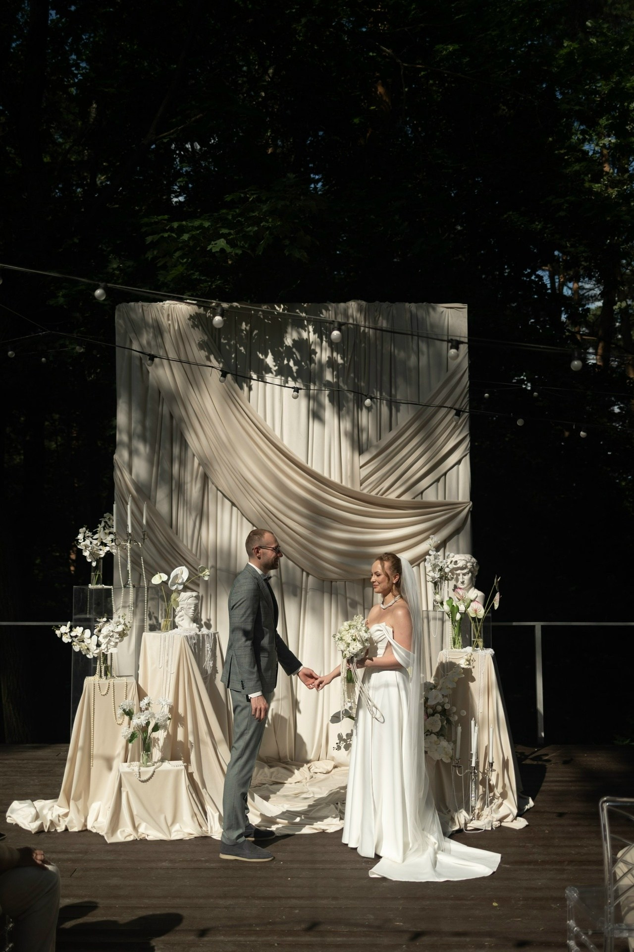 Декор Джуси роуз. Подрядчики и друзья сети свадебных площадок House for wedding