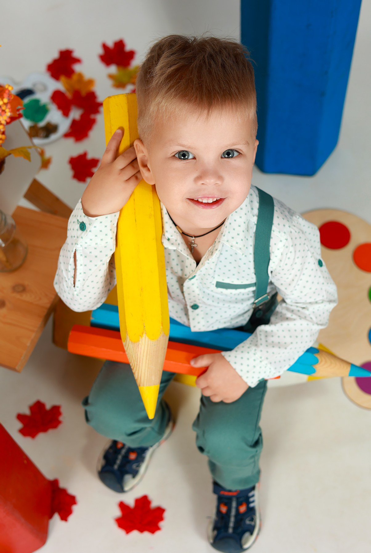 Краски осени. Выпускные альбомы в Иваново в детский сад и школу. Александр и Светлана Янкины