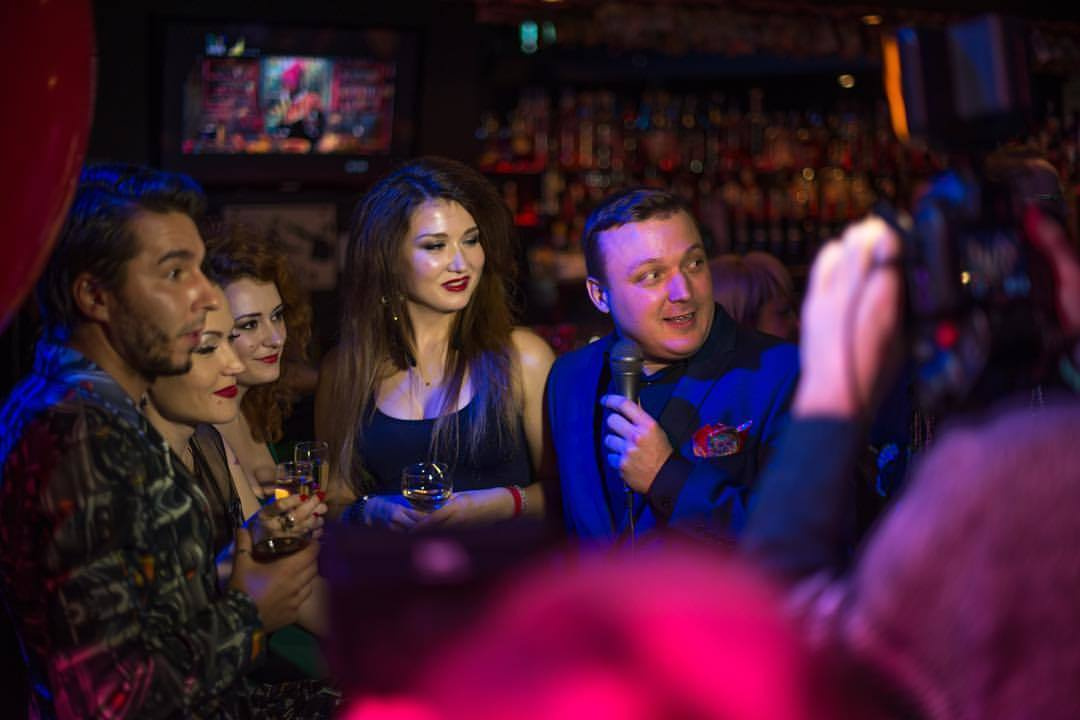 Фото ведущего Сергея Рябинина. Фотографии со свадеб, корпоративов, юби. Ведущий на свадьбу, корпоратив и юбилей в Москве Сергей Рябинин