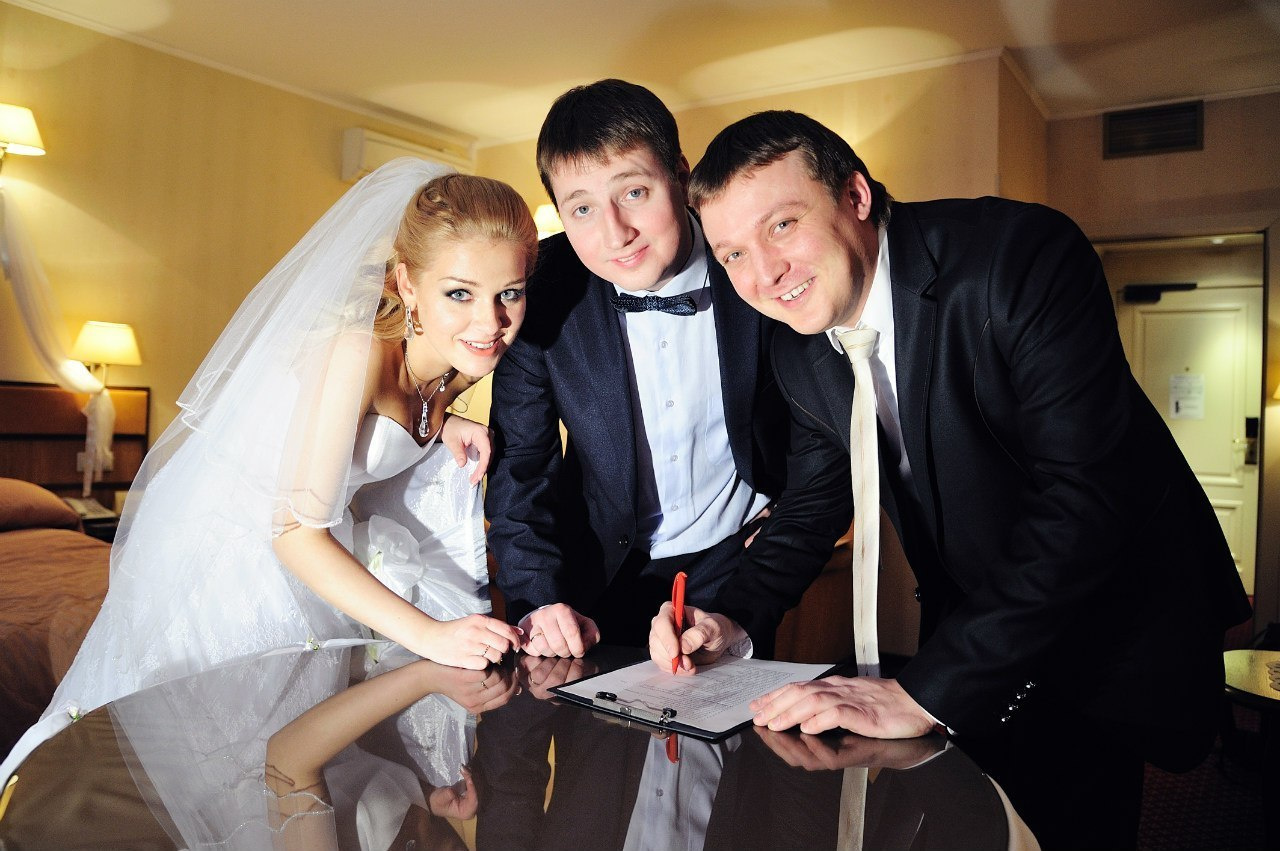 Фото ведущего Сергея Рябинина. Фотографии со свадеб, корпоративов, юби. Ведущий на свадьбу, корпоратив и юбилей в Москве Сергей Рябинин