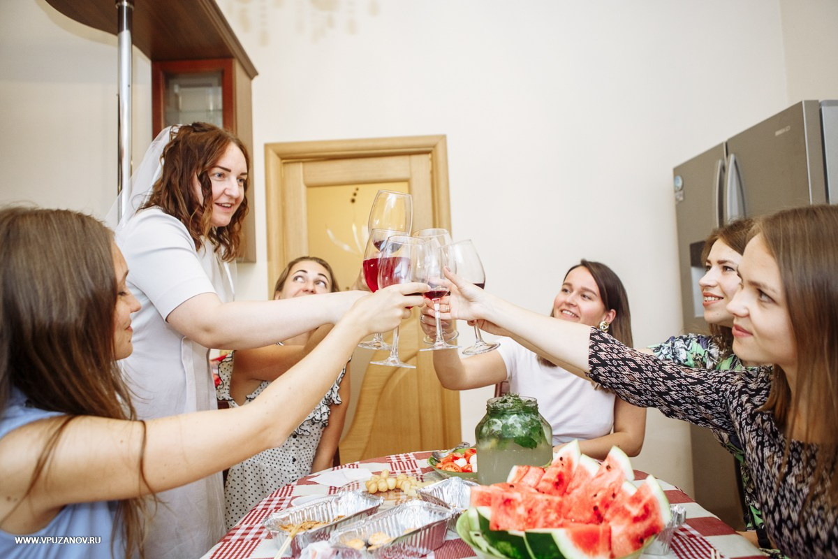 Девичник на даче или загородном доме