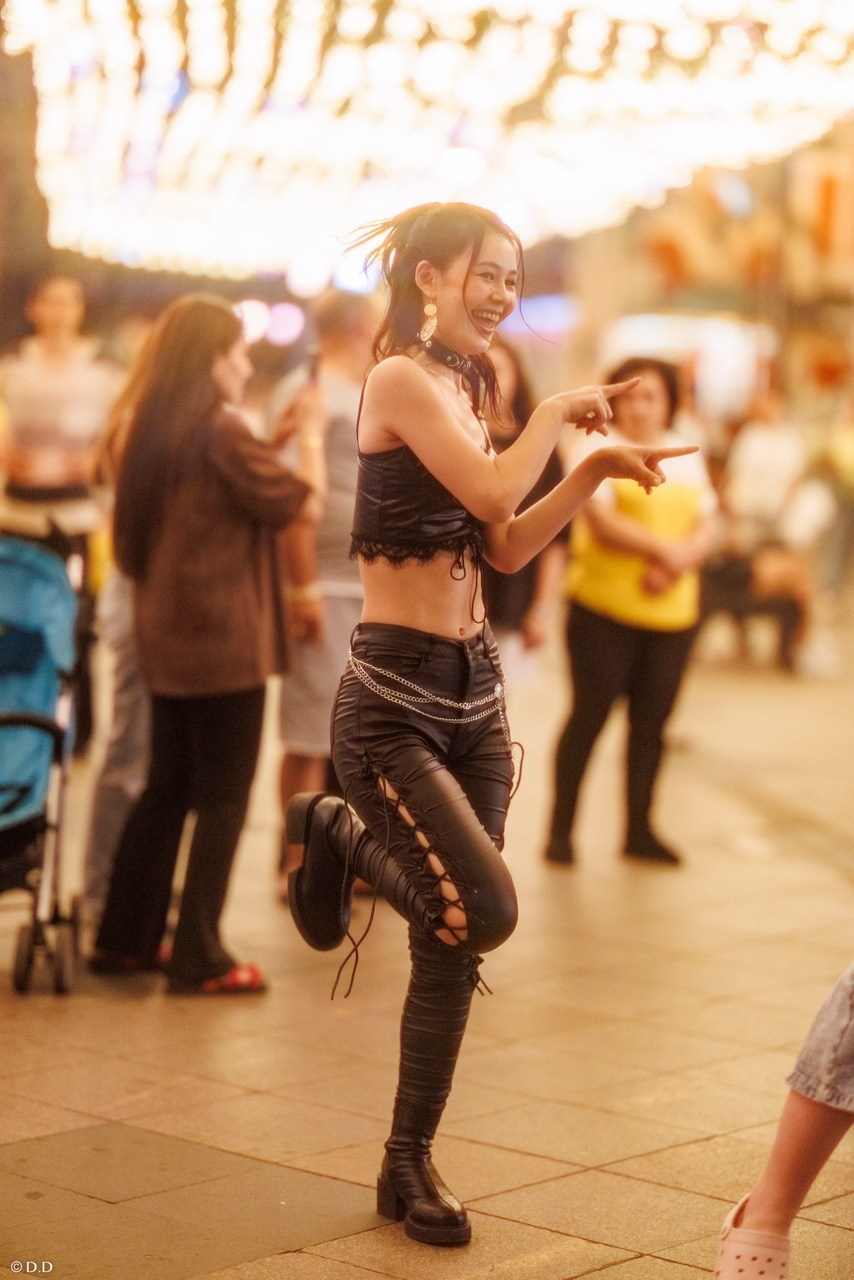 Cover dance in public'. Различные мероприятия и просто фотографии людей