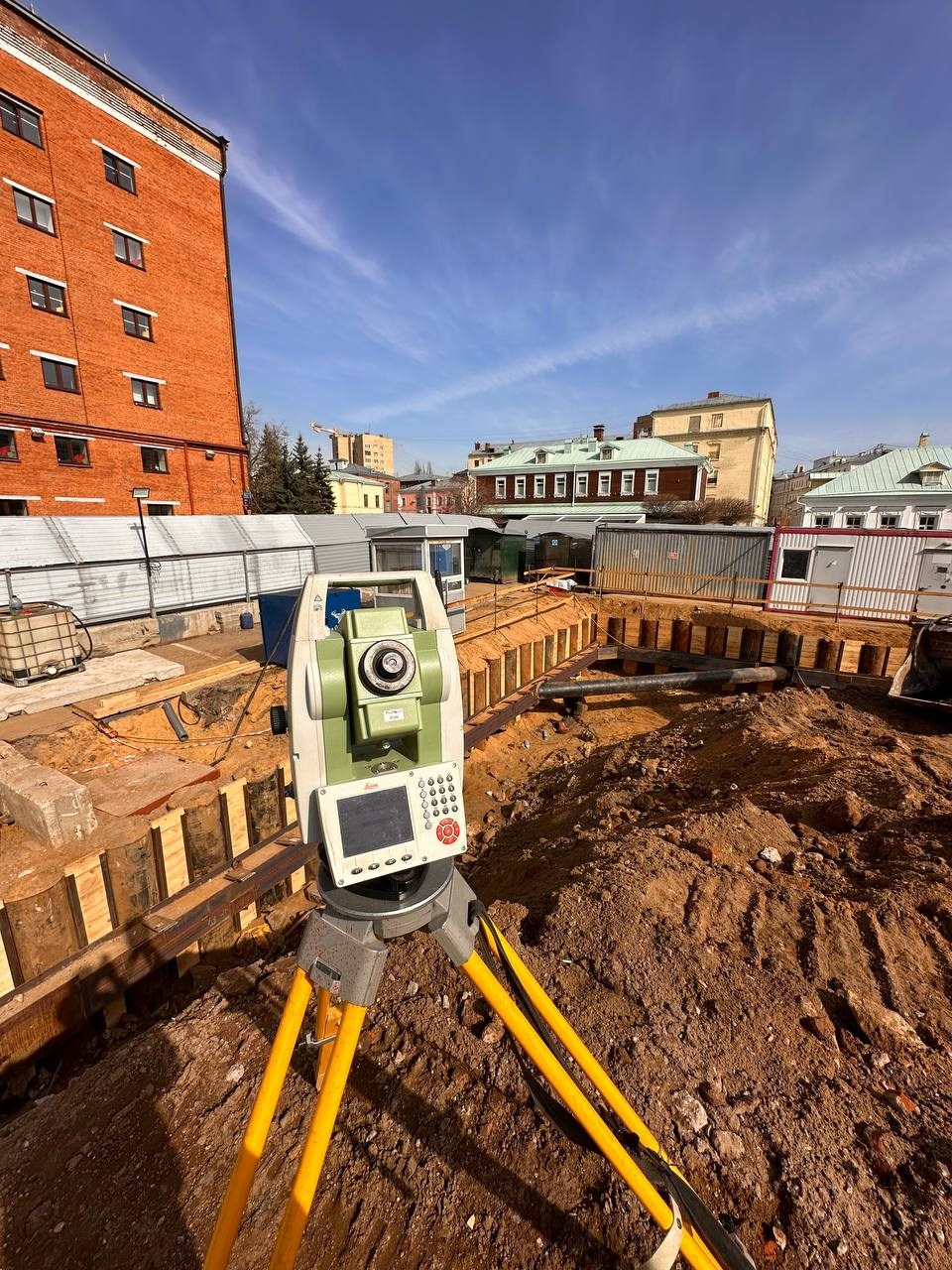 Геодезическая исполнительная съемка, обмеры конструкций и их узлов в Москве и МО. Техническое обследование зданий и сооружений в Москве и МО