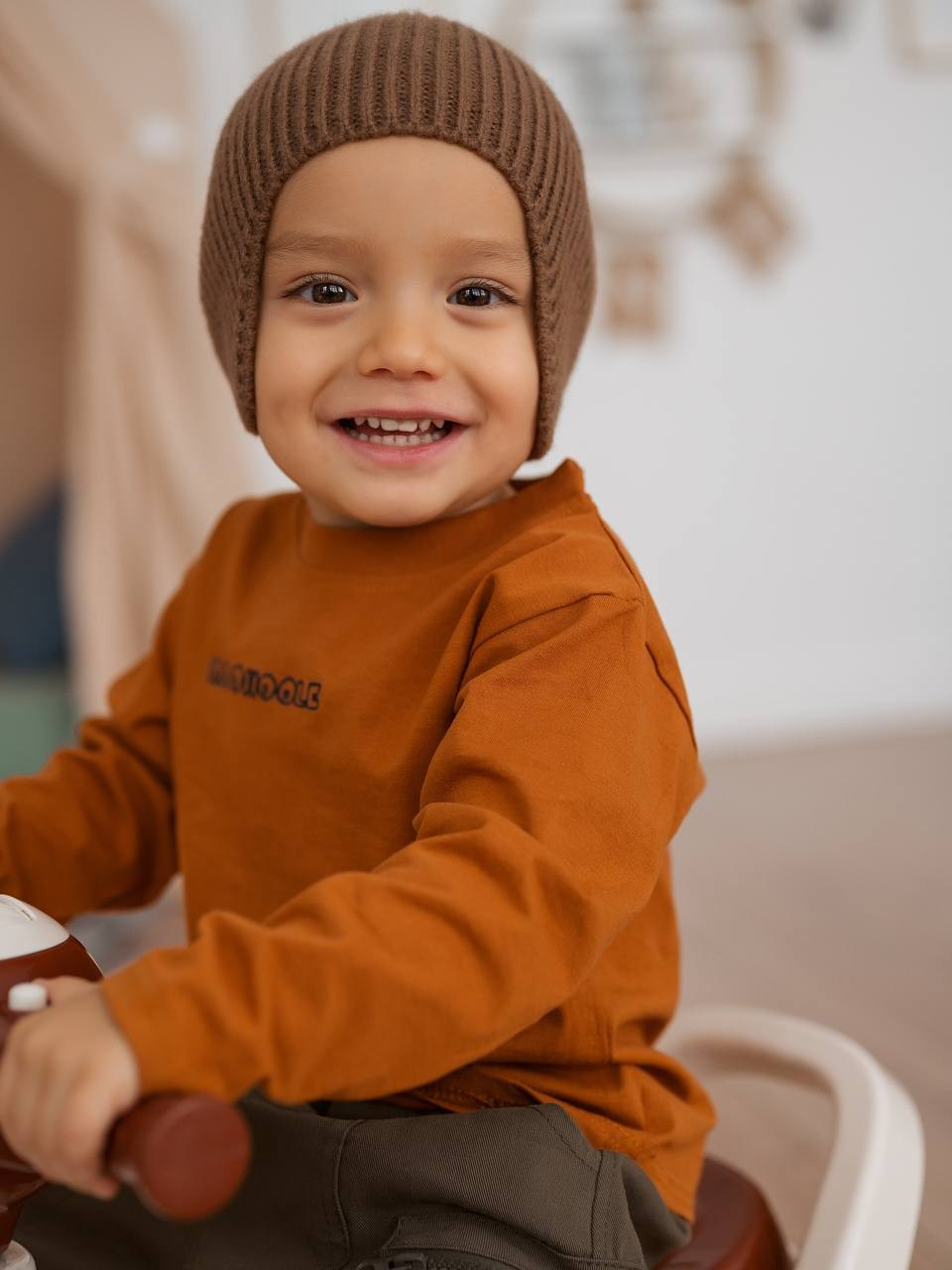 Джафар — М. ТМ Продакшн — Съемка для маркетплейсов в Москве