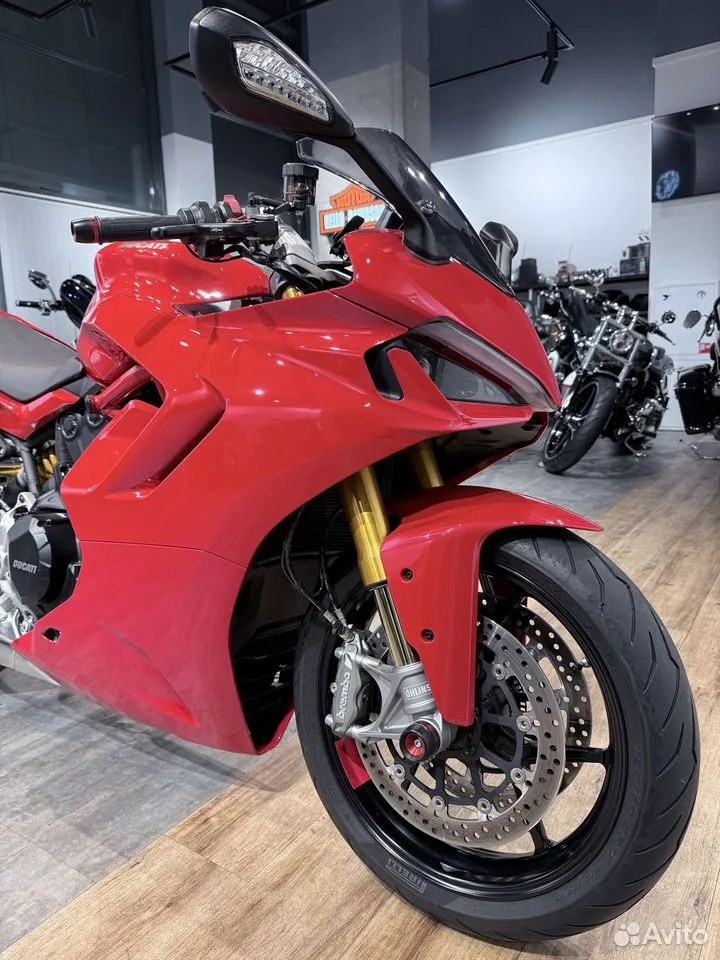 Купить 2023 Ducati Supersport 950S — подробнее на сайте. Hello Davidson, Москва. Только хорошие мотоциклы…