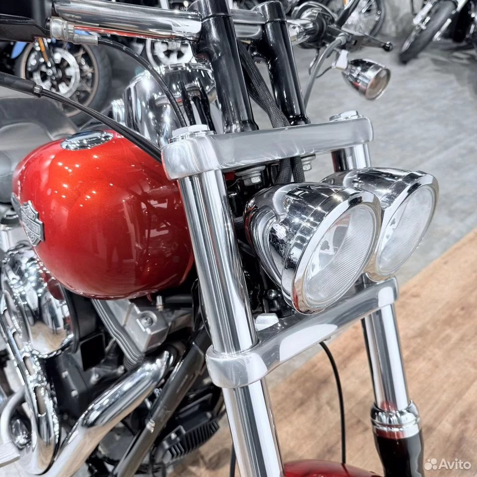 2010 Fat Bob Orаngе Lаva. Hello Davidson, Москва. Только хорошие мотоциклы…