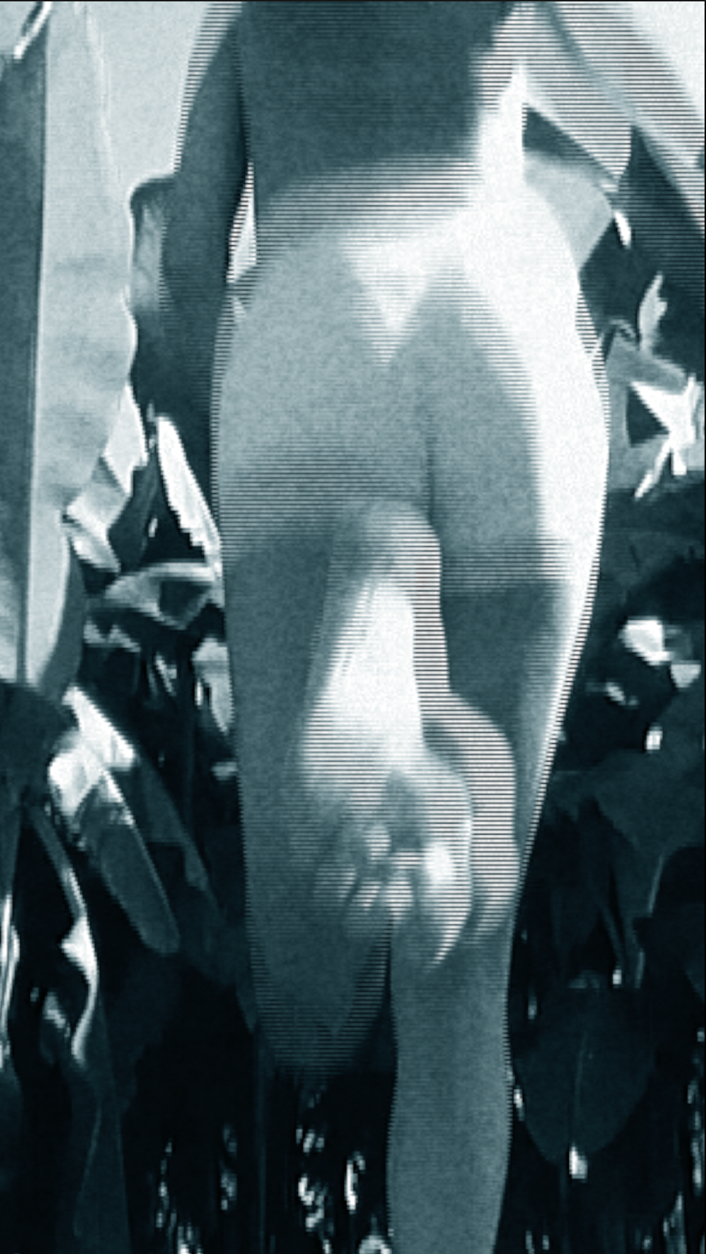 Lost-self in paradise. Carolinetru