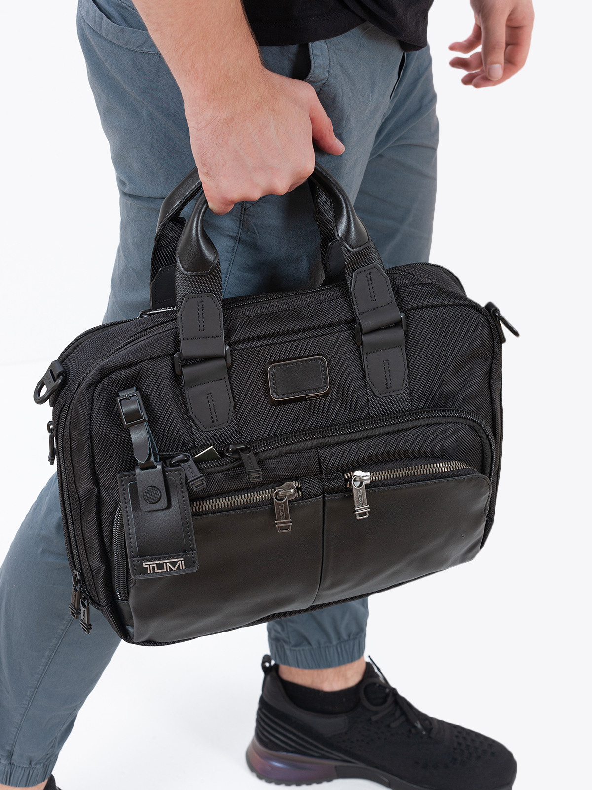 Предметная фотосъемка Москва. Михаил Папулян, каталожная съемка. Сборные фотосъёмки в Москве. фотосессии одежды.фотограф