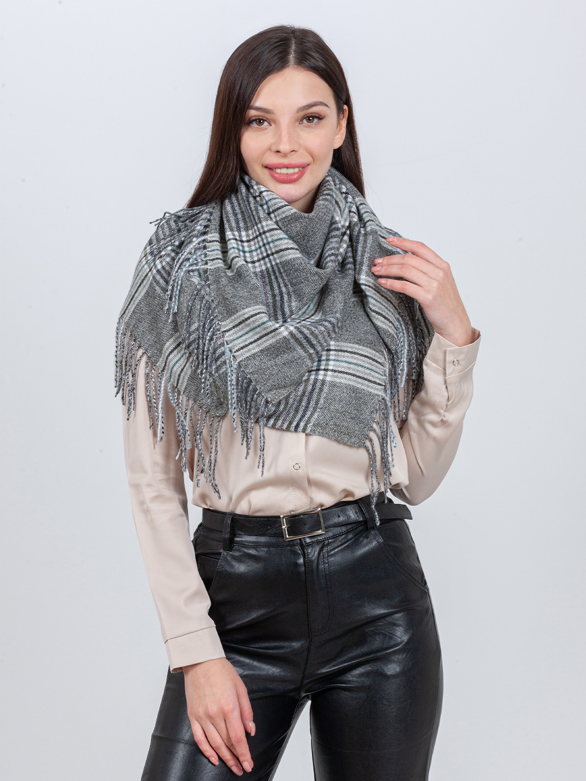 Предметная фотосъемка Москва. Михаил Папулян, каталожная съемка. Сборные фотосъёмки в Москве. фотосессии одежды.фотограф