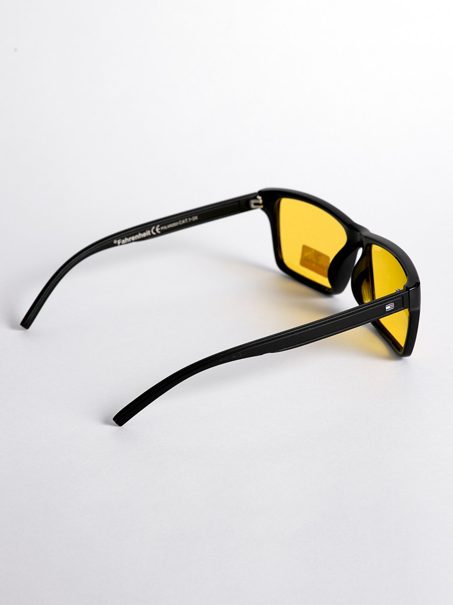 Съемка солнцезащитных очков. Фотограф в Санкт-Петербурге